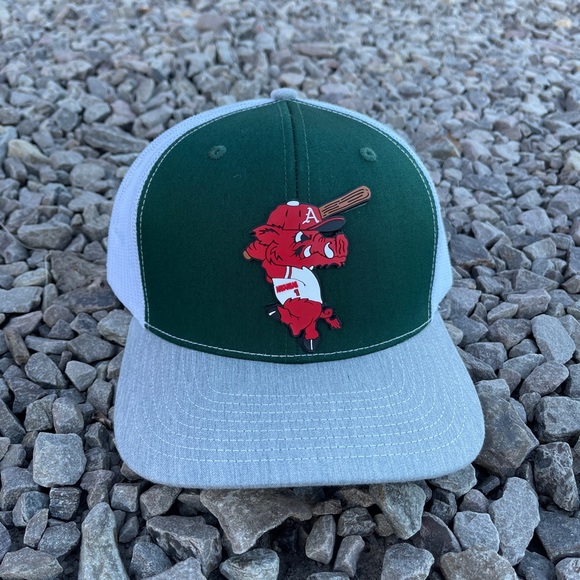 Ribby at Bat 3D Snapback Trucker Hat- Green/ White/ Heather Grey - Picture 2 of 3